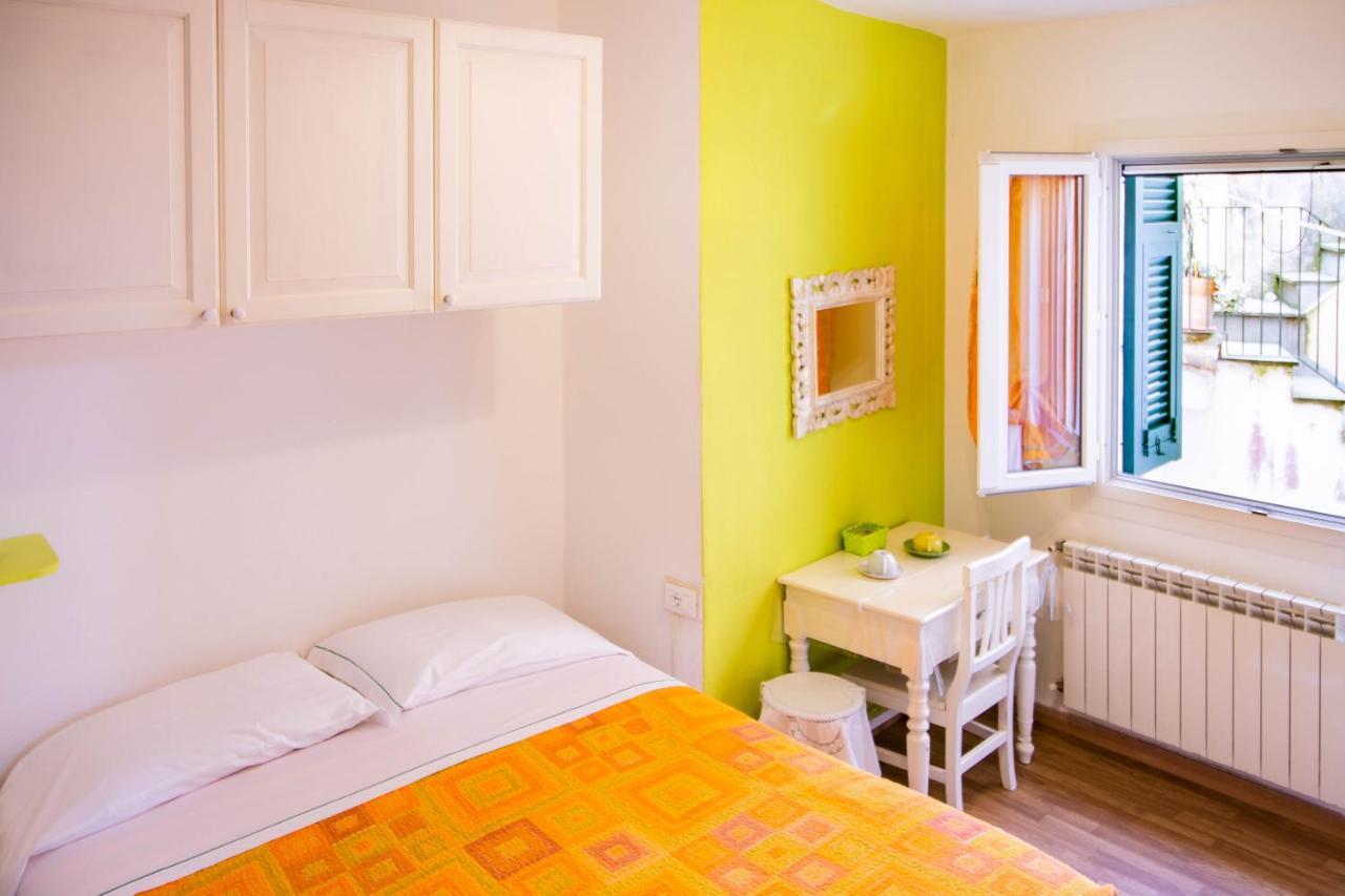Solemagia In Via Roma Guest House Vernazza المظهر الخارجي الصورة