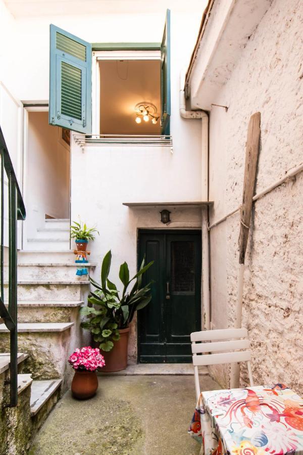 Solemagia In Via Roma Guest House Vernazza المظهر الخارجي الصورة